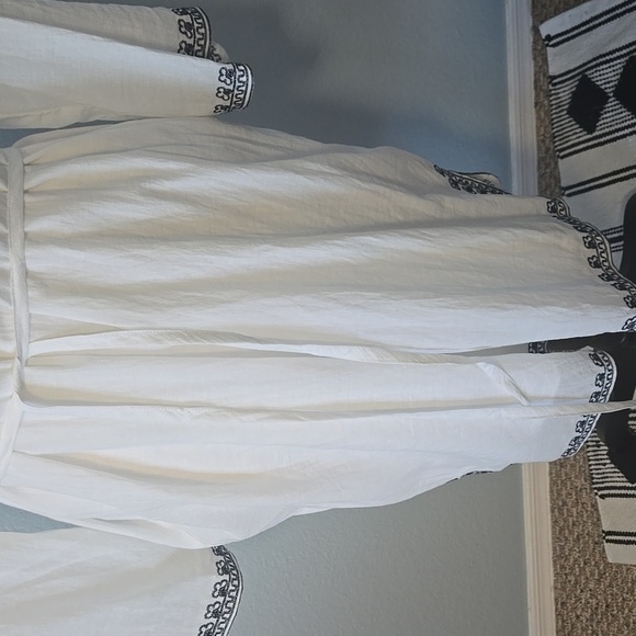 MARKET & SPRUCE 3/4 Sleeve Dress White W/ Navy Beaded & Embroidered Detail LARGE - Picture 3 of 13